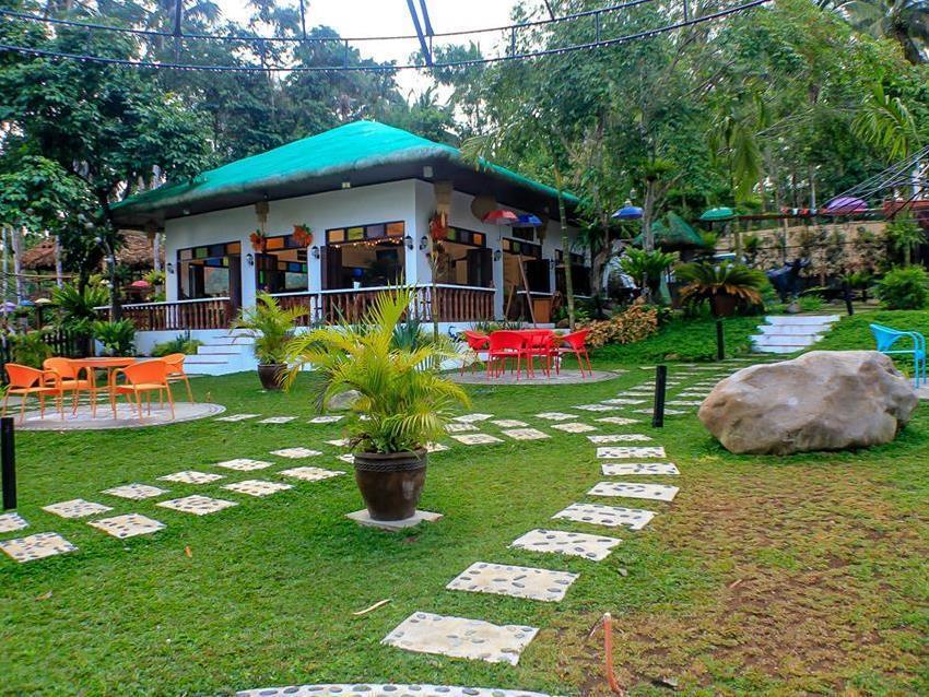Samkara Restaurant And Garden Resort Lucban Exterior photo