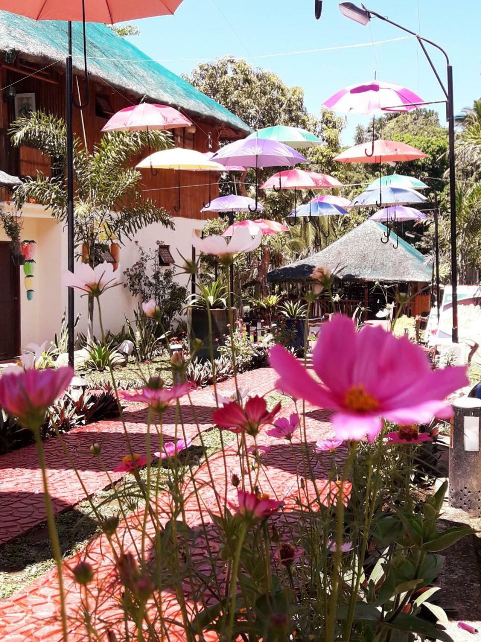 Samkara Restaurant And Garden Resort Lucban Exterior photo